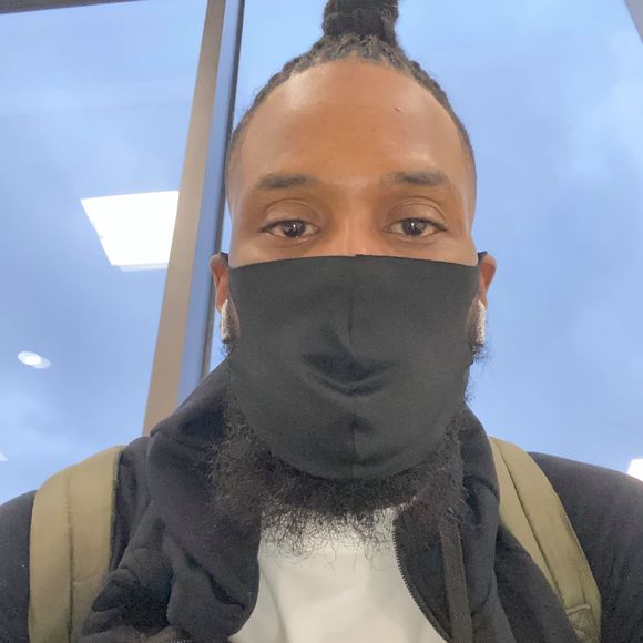 Meet your Posher, Cali - Picture 1 of 1